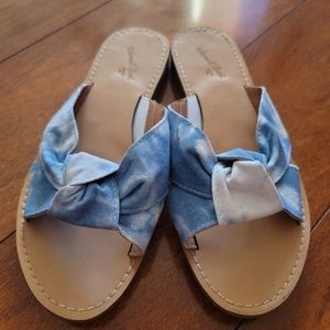 Universal Tread Cloud Sandals 6.5